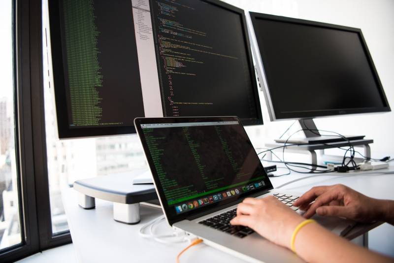 Prix assurance pour protection des risques liés à la cybercriminalité pour entreprise à Istres
